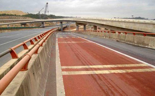 达坂城轻载防滑路面粘结材料